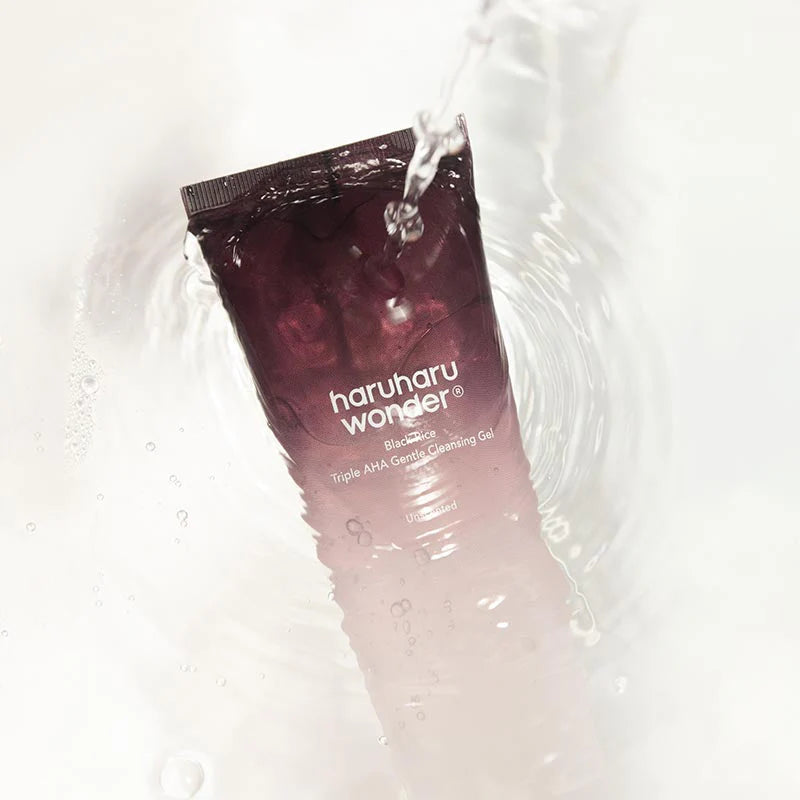 Haruharu Wonder Black Rice Triple AHA Gentle Cleansing Gel (100ml)