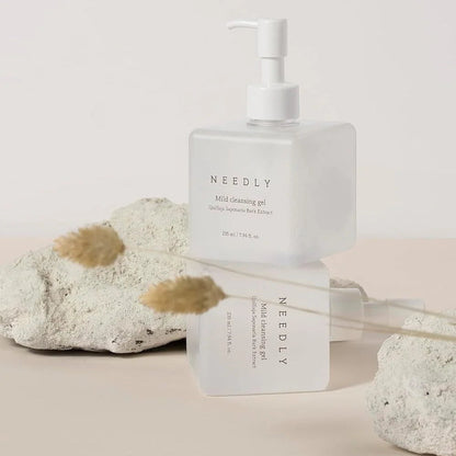 NEEDLY Mild Cleansing Gel (235ml)